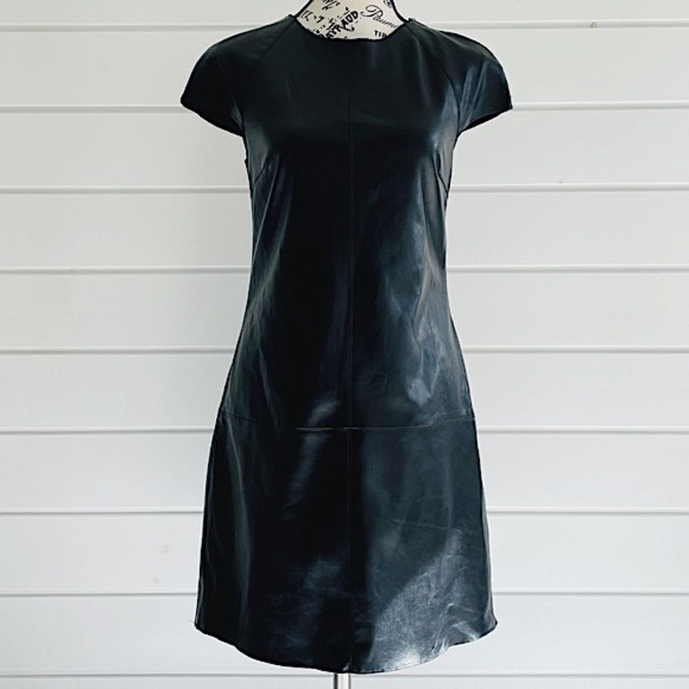 Zara Black Faux Leather Short Zipper Detail Sleeve Shift Dress Size XS